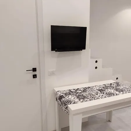 A Casuzza * モーディカ